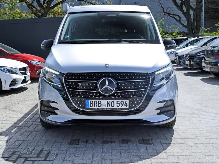 Mercedes-Benz V 250