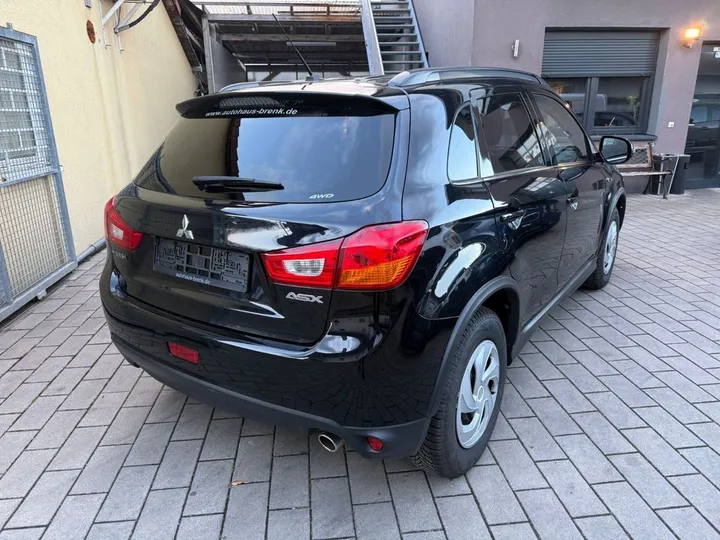 Mitsubishi ASX