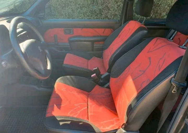 Peugeot 106
