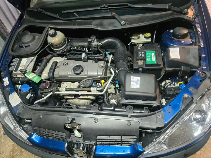Peugeot 206