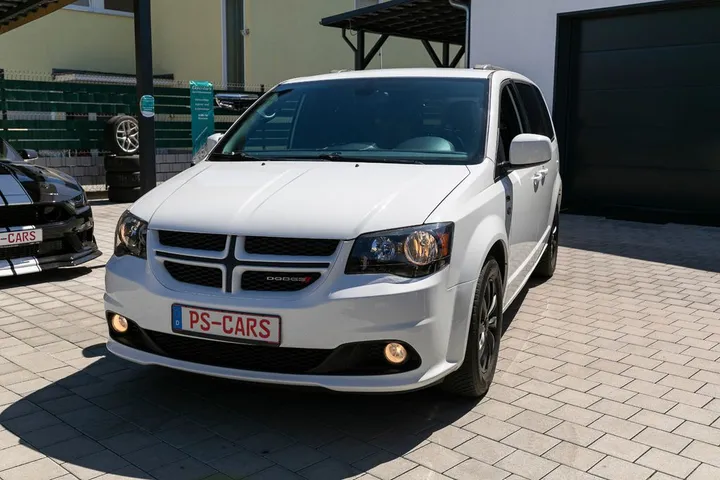 Dodge Grand Caravan