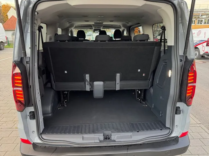 Volkswagen T7 Transporter
