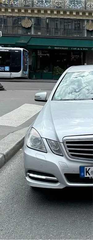 Mercedes-Benz E 250
