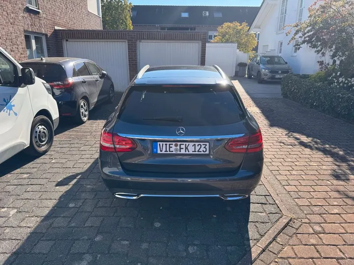 Mercedes-Benz C 200