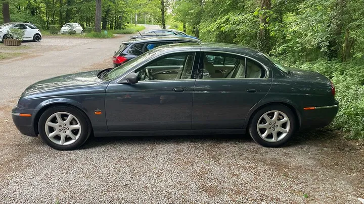Jaguar S-Type