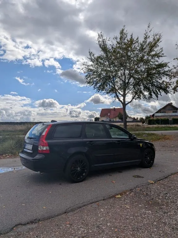 Volvo V50