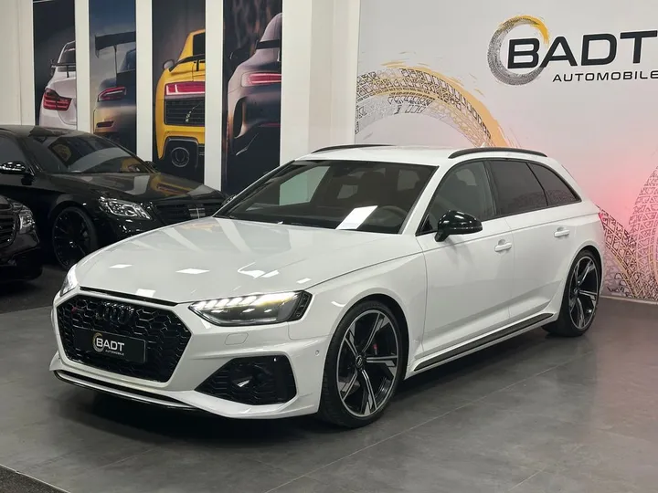 Audi RS4