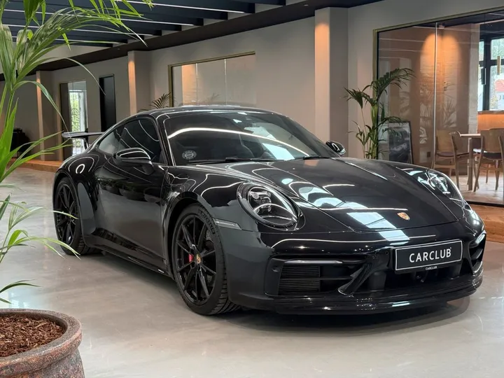 Porsche 992