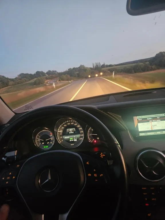 Mercedes-Benz GLK 200