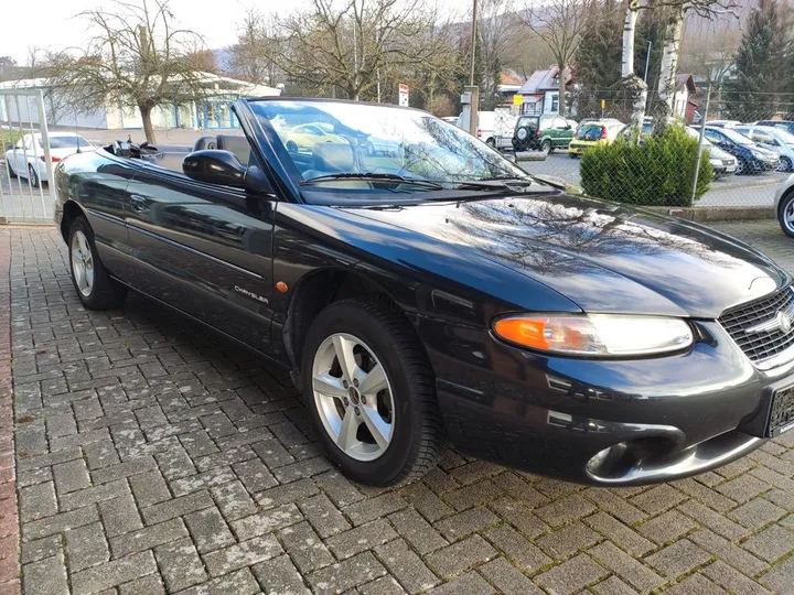 Chrysler Stratus