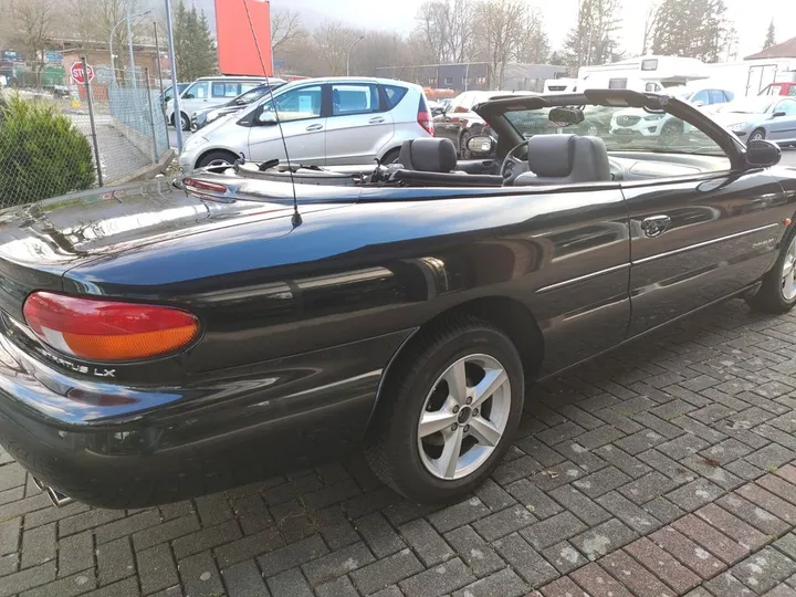 Chrysler Stratus