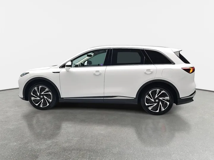 MG S6 EV