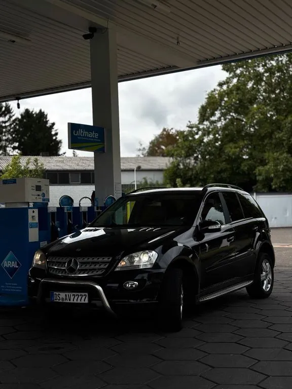 Mercedes-Benz ML 320