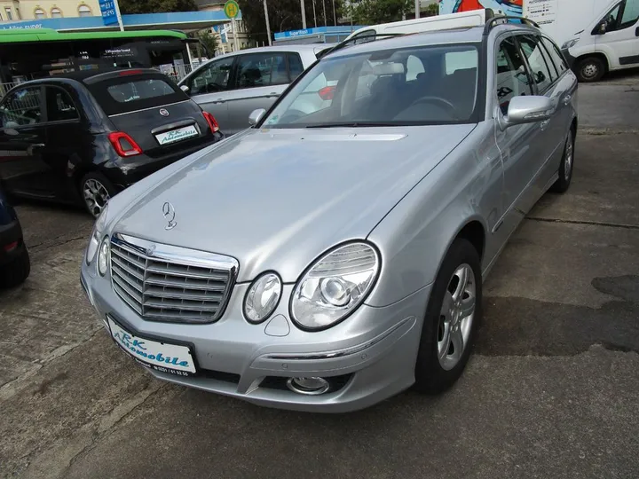 Mercedes-Benz E 200
