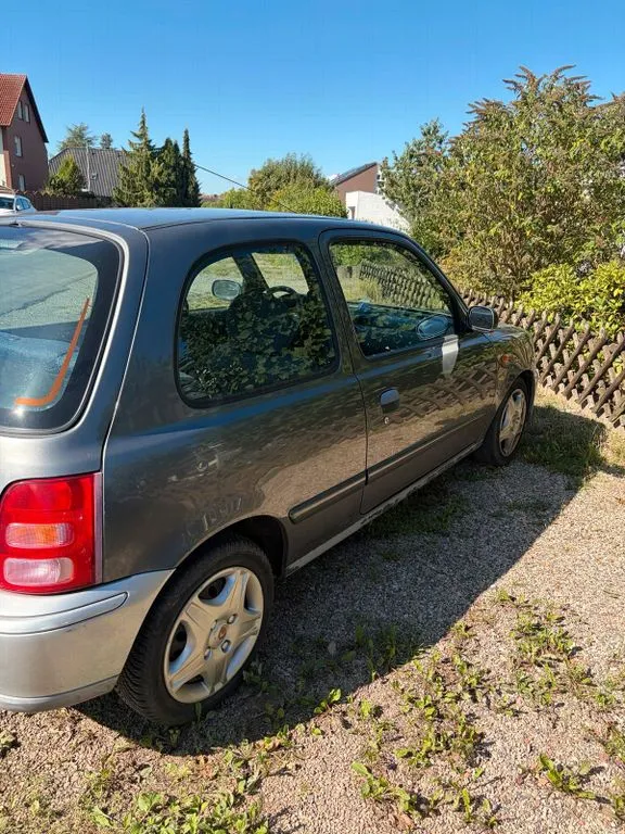 Nissan Micra