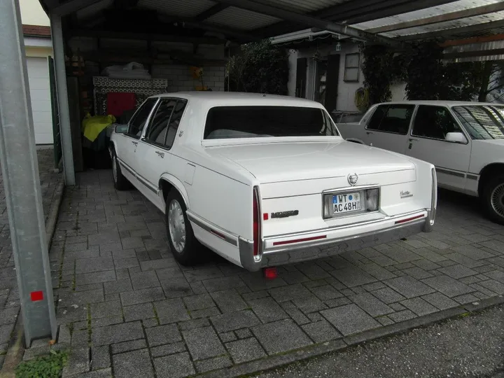 Cadillac Deville