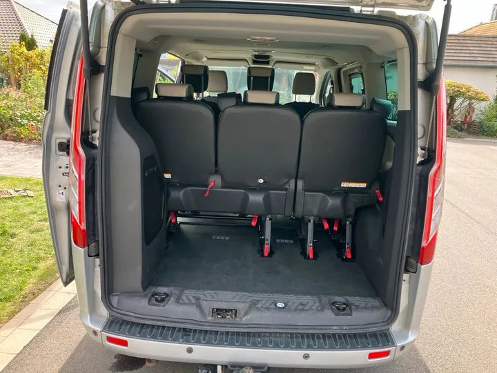 Ford Tourneo Custom