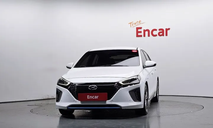 Hyundai Ioniq