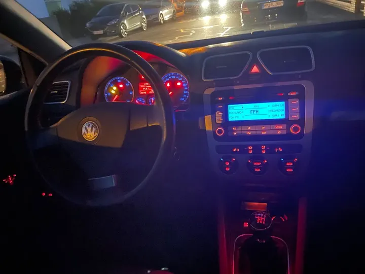 Volkswagen Eos