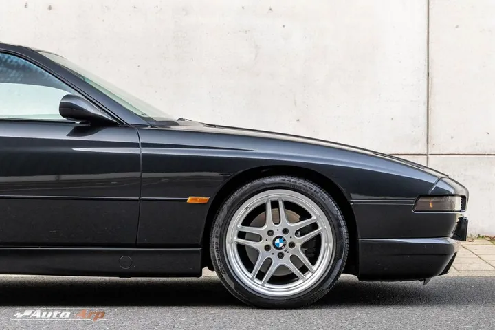 BMW 850