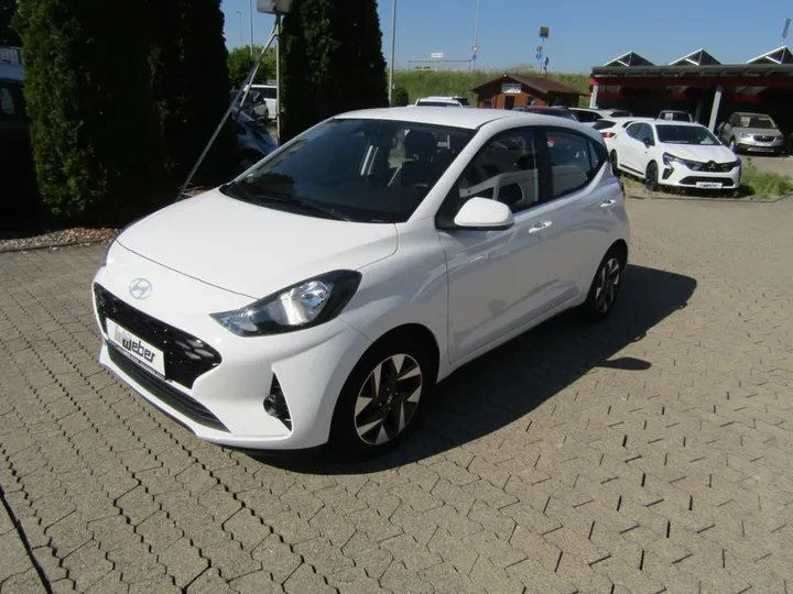 Hyundai i10