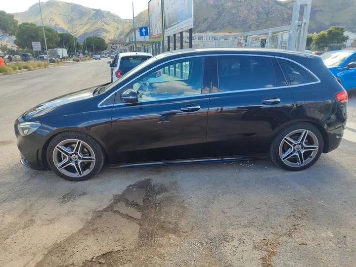 Mercedes-Benz B 200