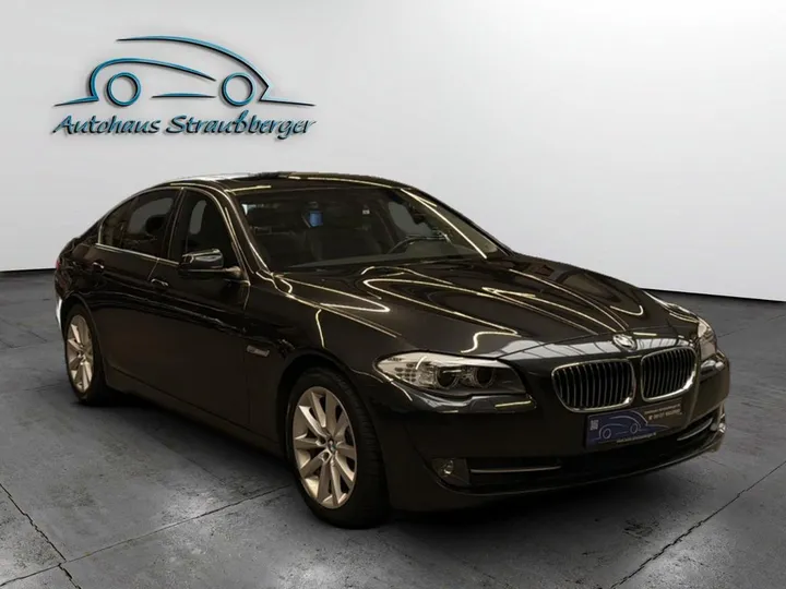 BMW 525