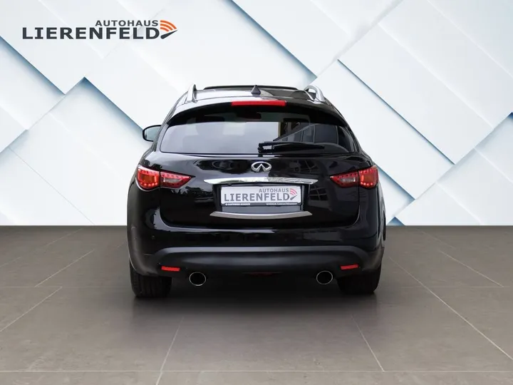 Infiniti FX