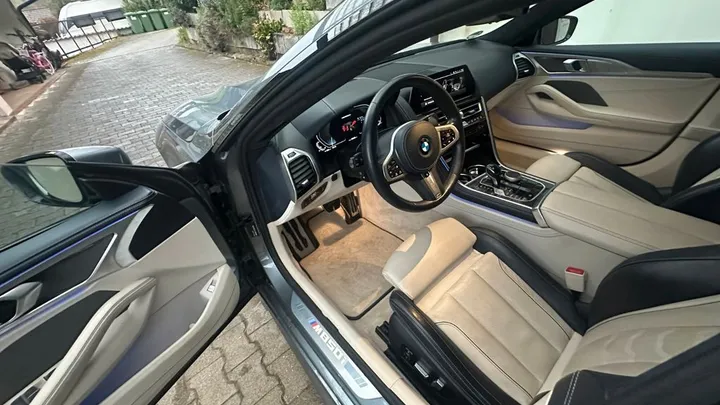 BMW M850
