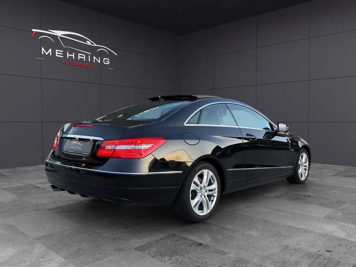 Mercedes-Benz E 250