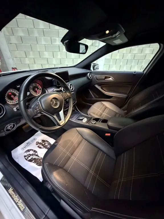 Mercedes-Benz A 200