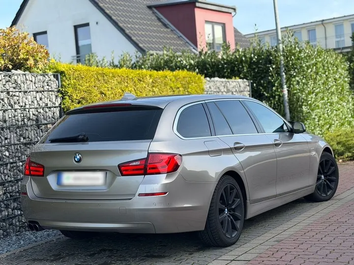 BMW 525