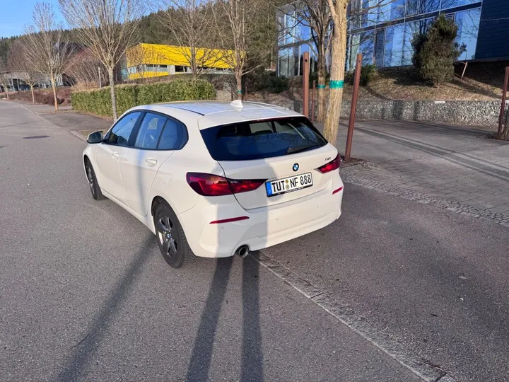 BMW 118