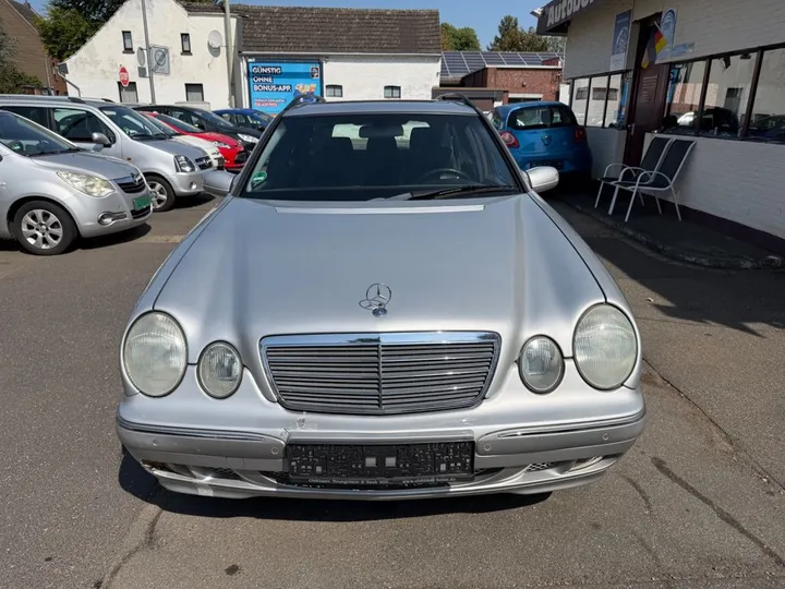 Mercedes-Benz E 430