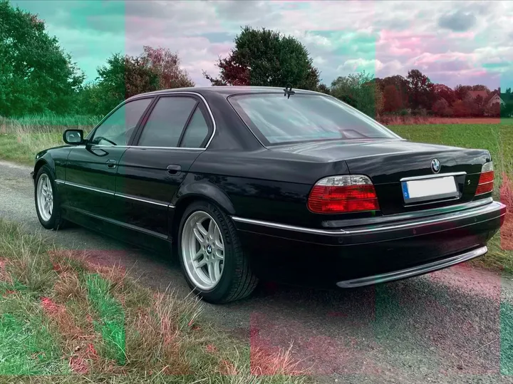 BMW 740