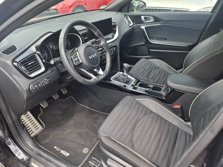 Kia cee'd / Ceed