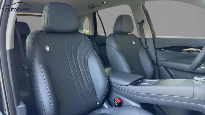 Geely E5