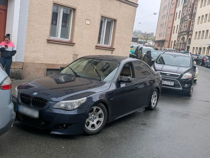 BMW 525
