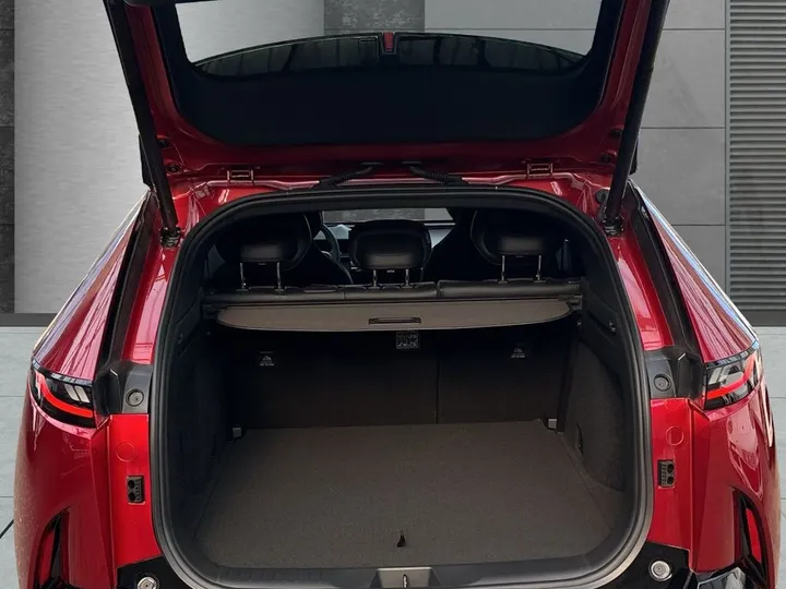 Mazda CX-6e