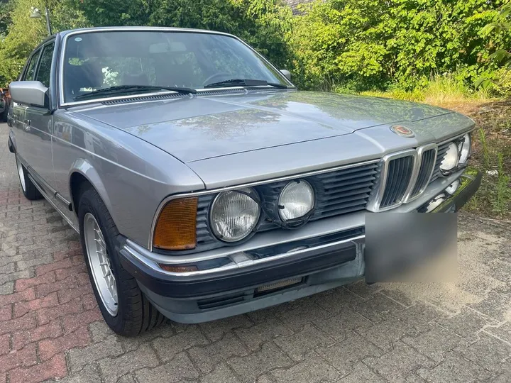 BMW 735