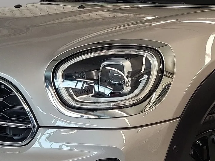 MINI Countryman SE (Cooper)