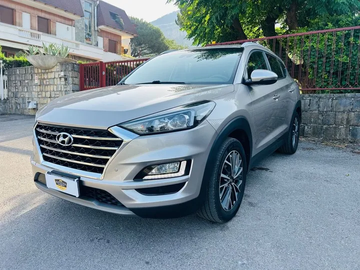 Hyundai TUCSON