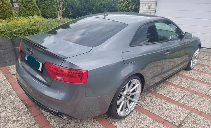 Audi S5