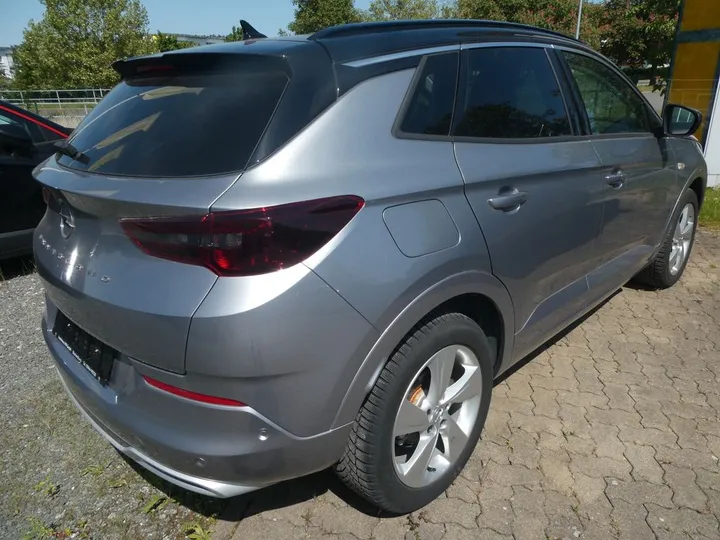 Opel Grandland (X)