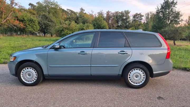 Volvo V50