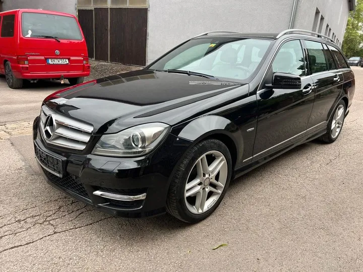Mercedes-Benz C 200