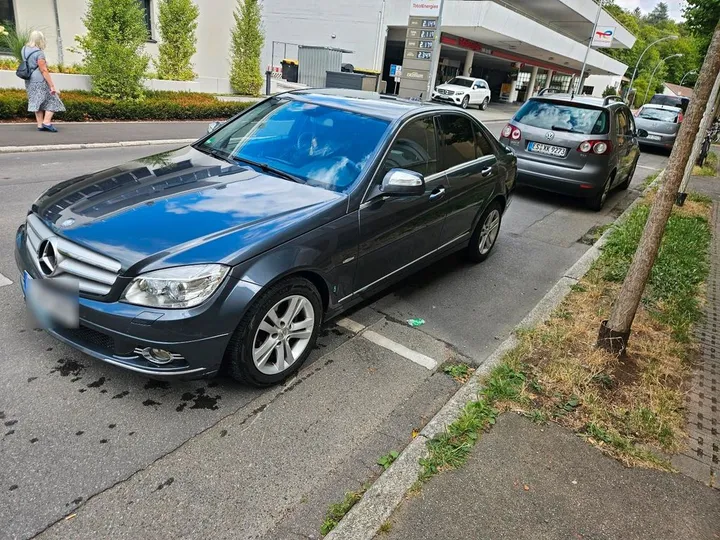 Mercedes-Benz C 180