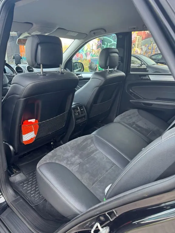 Mercedes-Benz ML 320