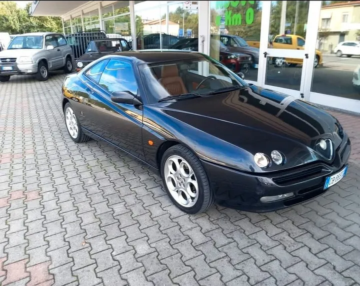 Alfa Romeo GTV