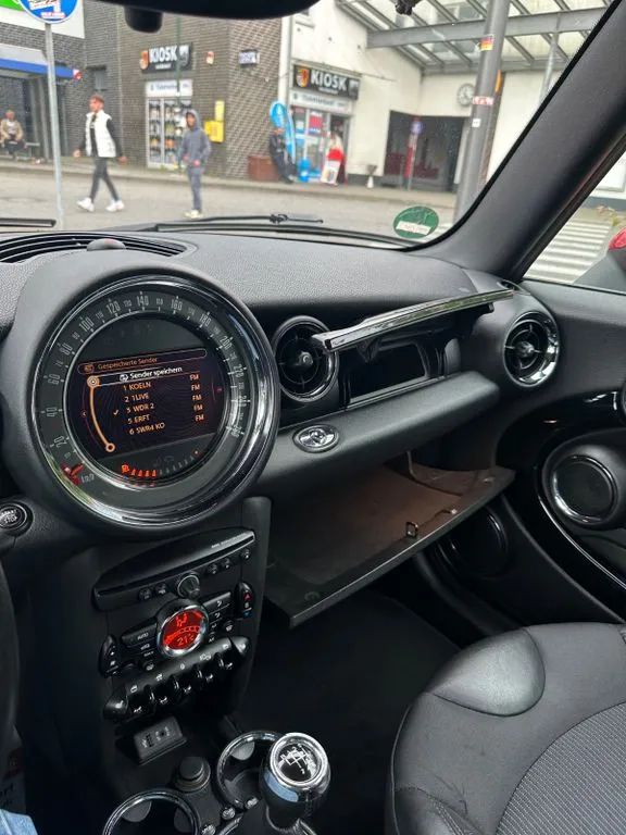 MINI Cooper Cabrio